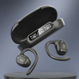 LOS AUDIFONOS MÁS RAROS JBL S200 y potentesDisfruta hasta 96 horas de música, sonido Hi-Fi con graves profundos, resistencia al agua IP7, y Bluetooth 5.3 con emparejamiento automático. Perfectos para entrenar, trabajar o relajarte, con pantalla LED y control total al alcance de tu mano.