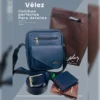 COMBO VÉLEZ DETALLE PARA CABALLERO Elegancia y distinción en un solo set. El Trío Especial Caballero Marcado Vélez incluye: carriel Leonardo (24x28x7 cm), billetera y correa 100% cuero, entregados en bolsa tula original Vélez. Disponible en 4 tonos, con 30 días de garantía.