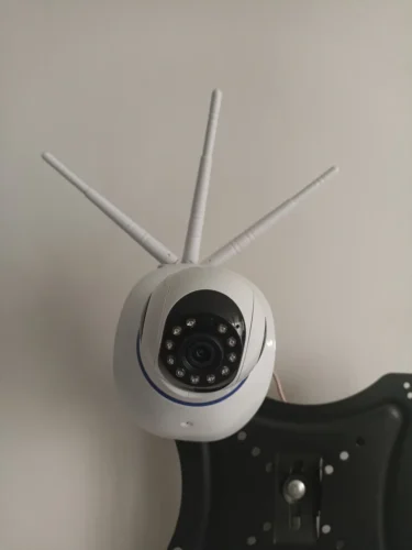 Haga clic para ver a pantalla completa Cámara de Seguridad WiFi 360° Full HD 1080p photo review